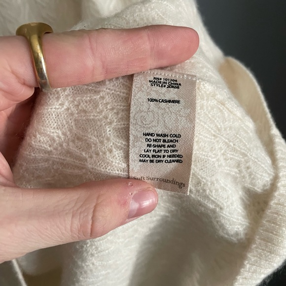 Soft Surroundings Cashmere Cable Knit White Color Tunic Sweater Size Medium - Picture 4 of 4